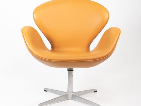 1970 Swan Chair by Arne Jacobsen for Fritz Hansen in Cognac Leather Online