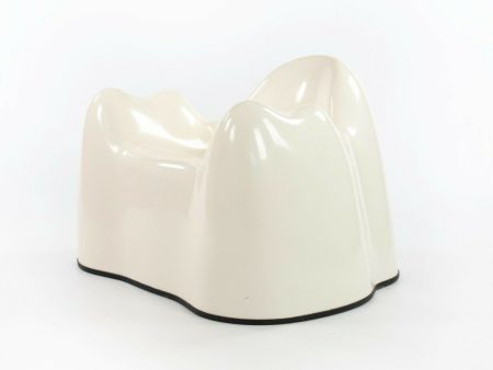 1970s Wendell Castle Molar Chair in White Fiberglass by Northern Plastics of Syracuse Discount