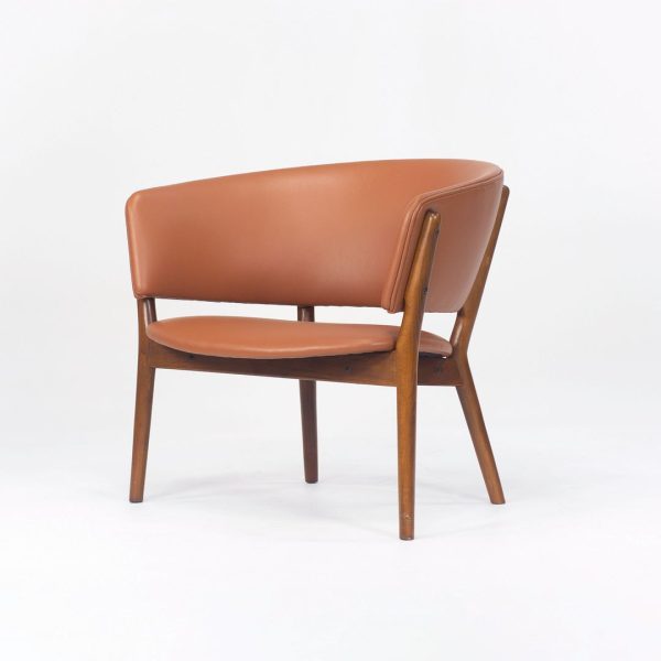 1950s ND83 Lounge Chair by Nanna and Jørgen Ditzel for Knud Willadsen in Oak with Cognac Leather Discount