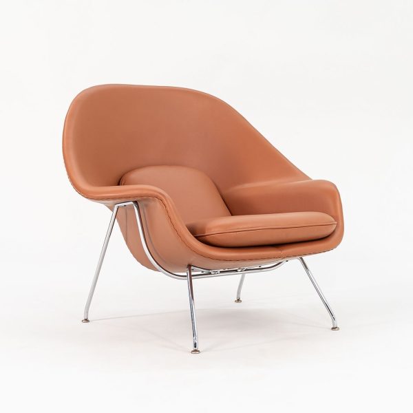 1990s Womb Chair and Ottoman, Models 70L and 74Y, by Eero Saarinen for Knoll in Cognac Leather Supply