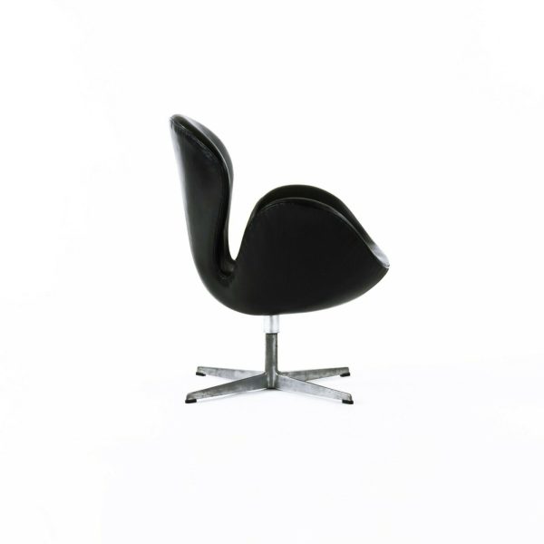 1960s Arne Jacobsen Swan Chair by Fritz Hansen of Denmark in Black Leather Discount